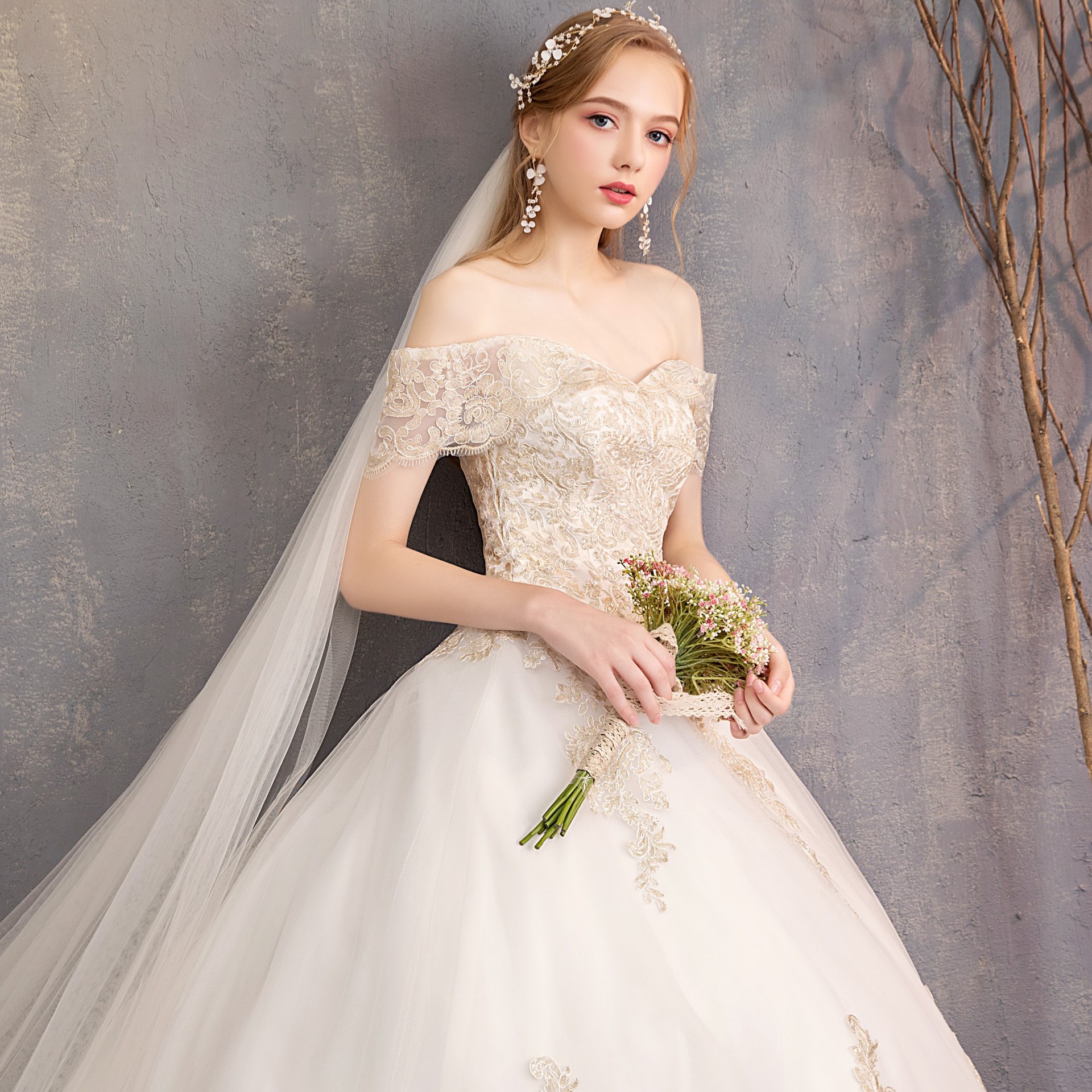 Robe de mariée en Dentelle - Ref 3309330 Image 3
