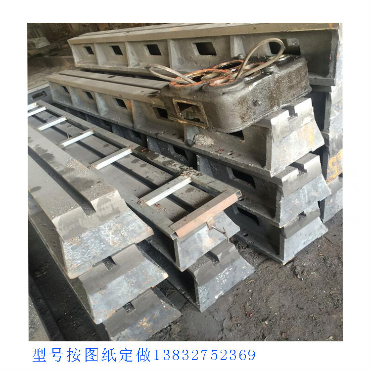 供应铸造地轨 T型槽地轨 2000mm单T型槽地轨双槽地槽铁多槽地梁