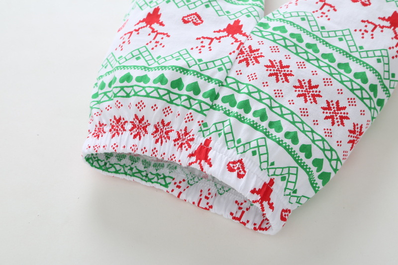 Christmas Letter Romper  Elk Print Pants  Hat  Bandana Four-piece Suit display picture 4