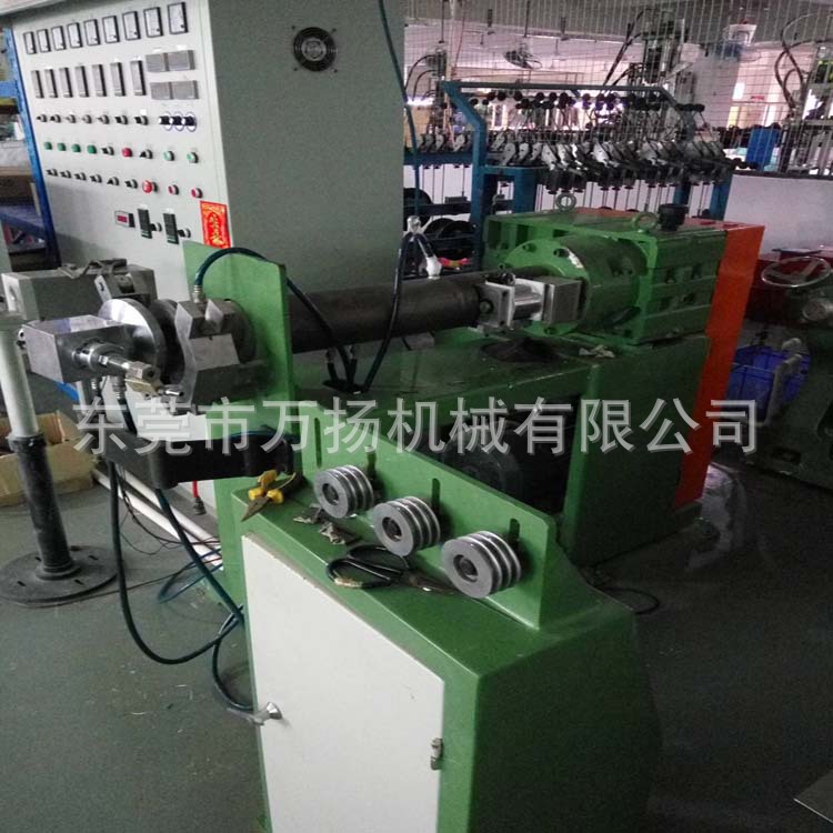 65硅胶押出生产线70硅胶橡胶挤出机设备东莞虎门工厂生产