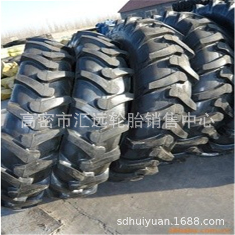 现货人字拖拉机13.6/14.9/16.9/18.4/20.8-38 34 30 28轮胎