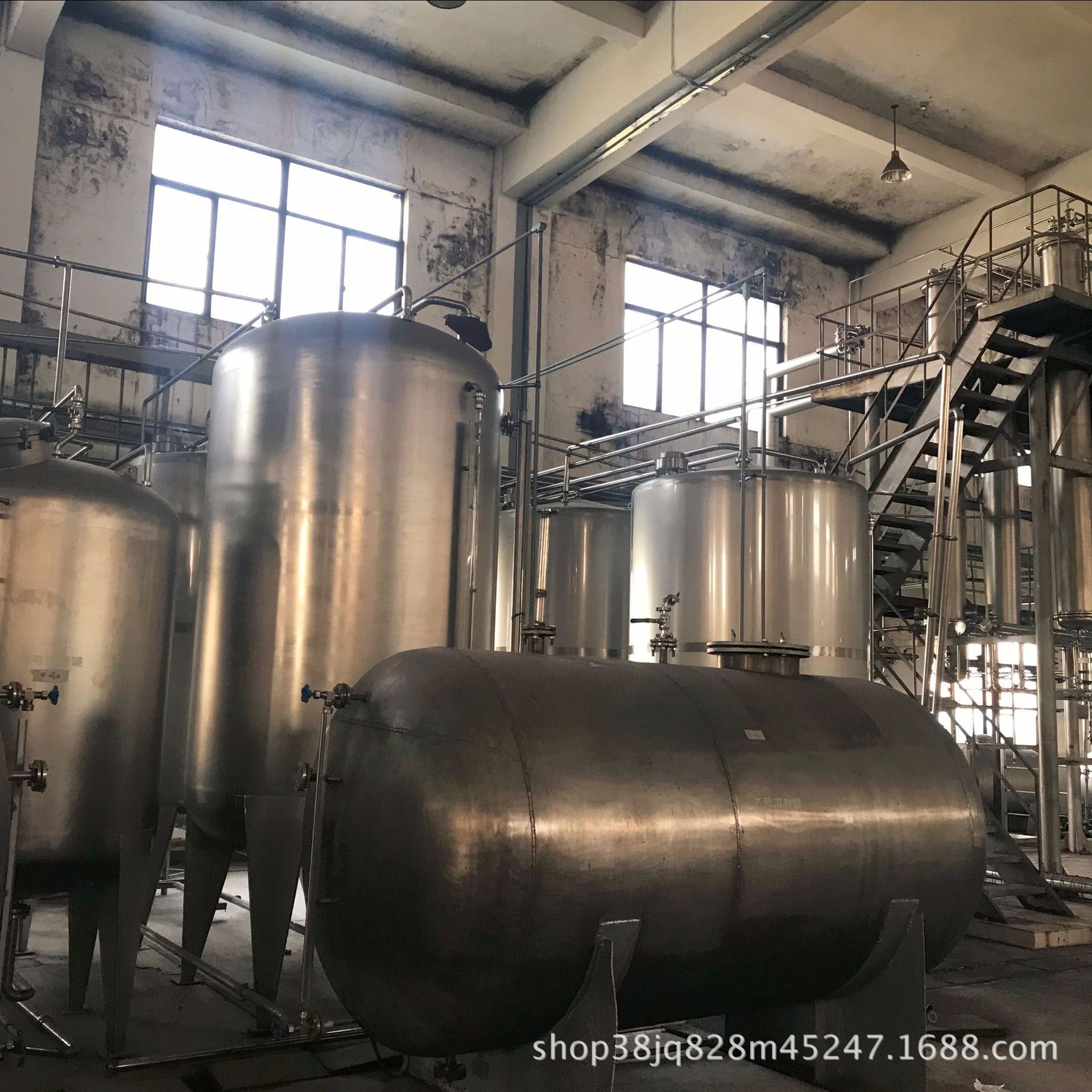 二手1000L不锈钢储罐,二手酒罐,二手保温罐,二手铁罐,二手储气罐-阿里巴巴