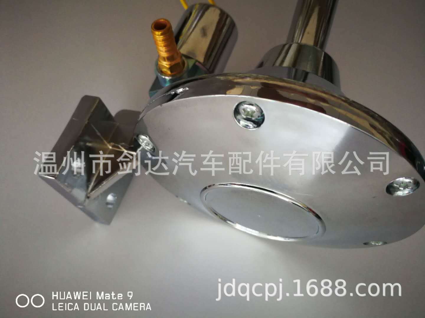 微信图片_201806291108292.jpg