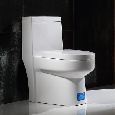 廣東馬桶衛浴潔具新款漩沖式靜音節水坐便器酒店工程批發