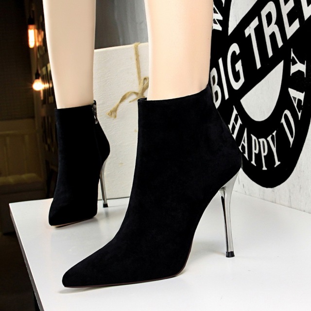 Fashion Slim-heeled Super High-heeled Suede Point Sexy Night Shoe