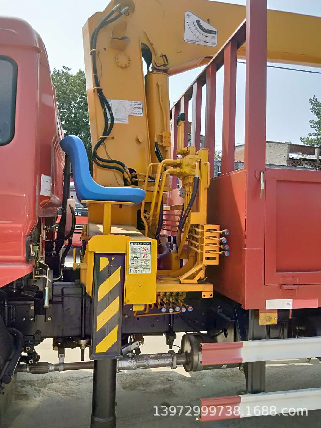 福瑞卡小黃牌飛濤7噸四方位