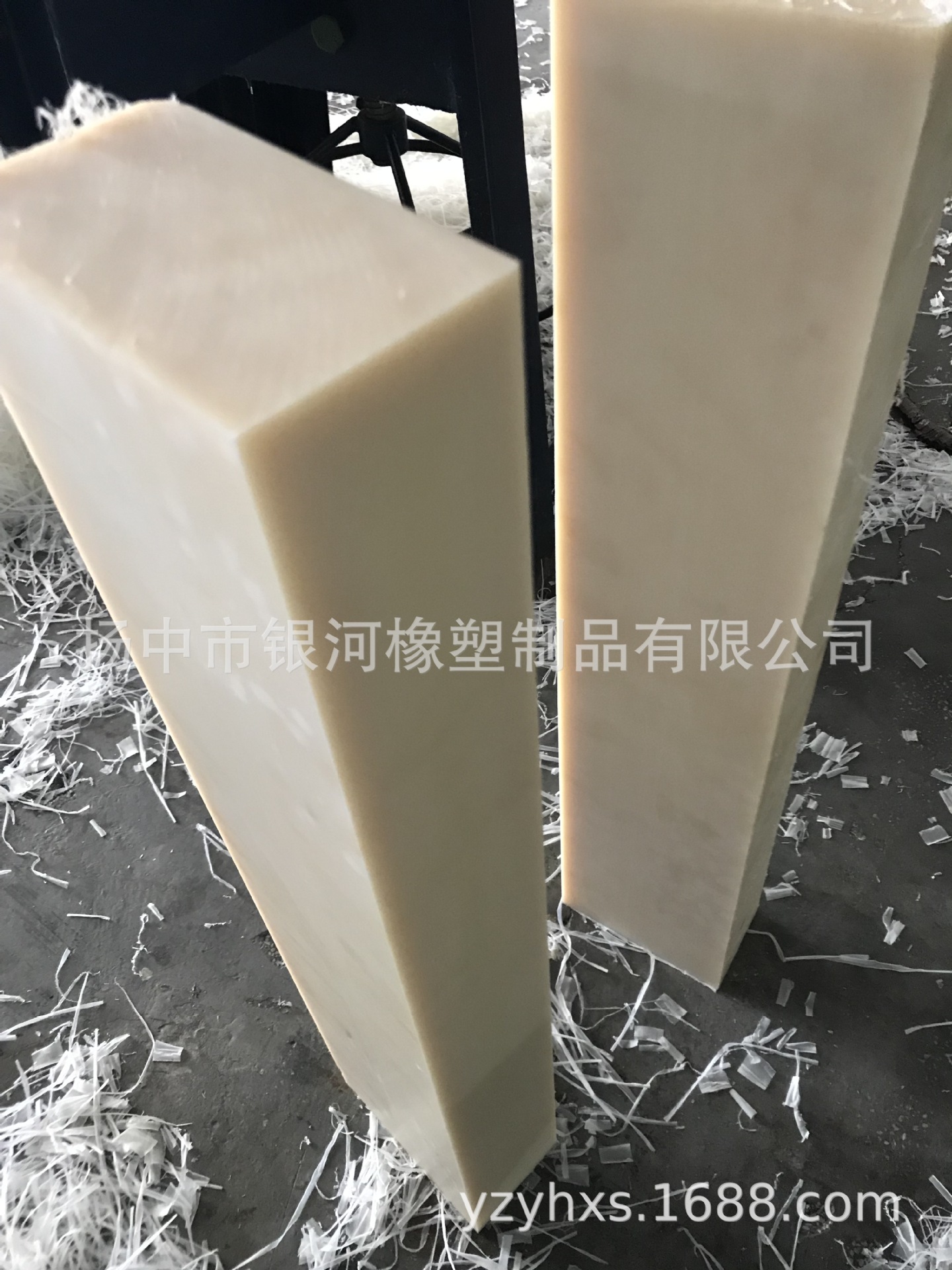 批发耐磨含油MC尼龙板 MC尼龙板零切 MC尼龙板价格