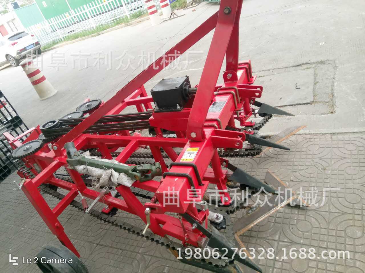 连云港 链条传动花生收获机 四轮带花生收获机