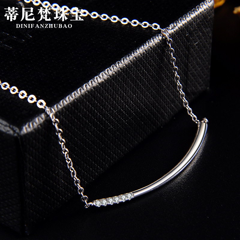 S925 Collar de plata simple moda estilo japonés y coreano codo con incrustaciones de circón cadena Cadena de clavícula de las mujeres collar de cara sonriente