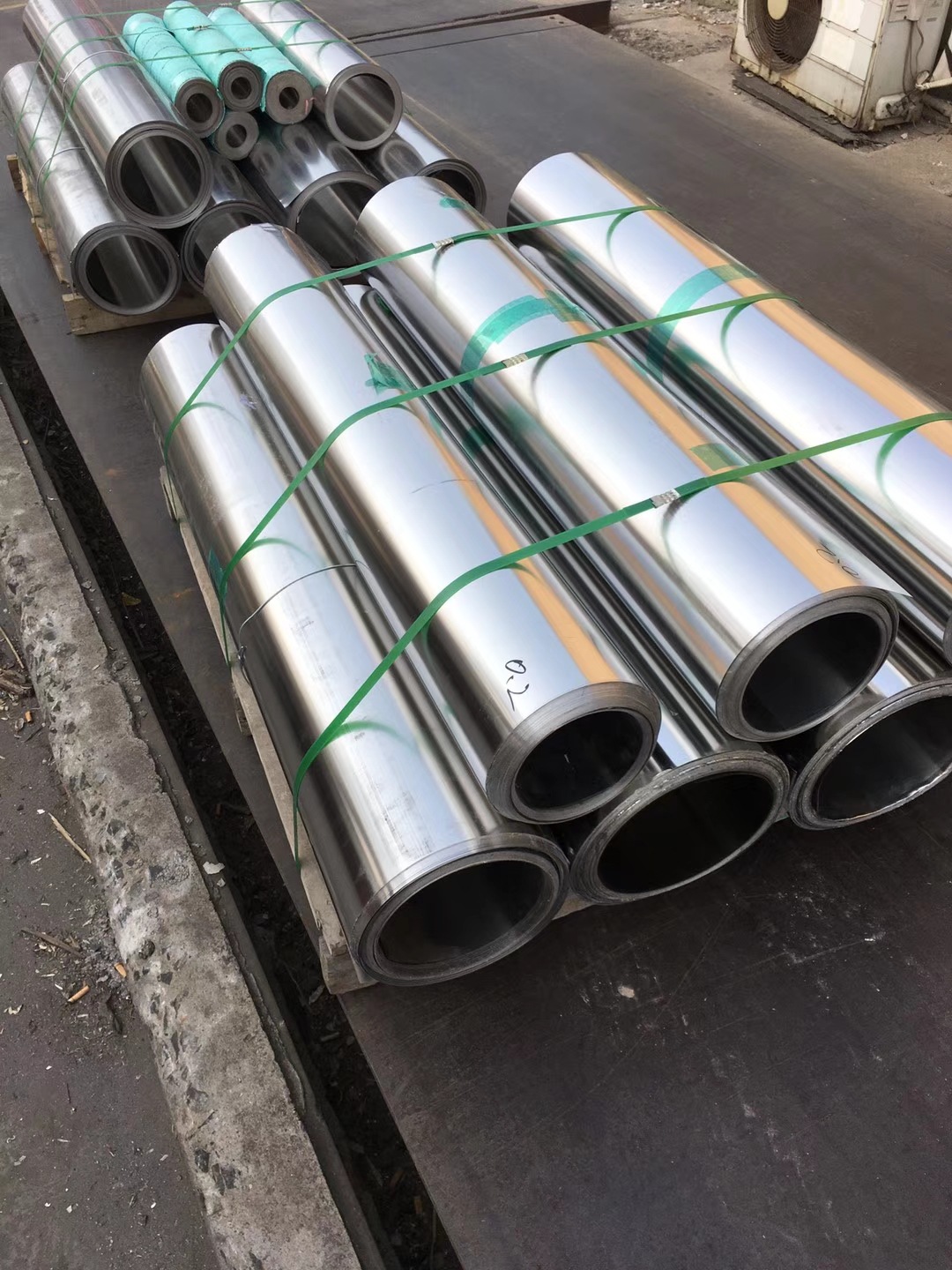 不锈钢薄钢带钢皮钢箔0.01，0.02，0.03，0.05，0.06、0.08板