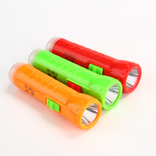 Pin lithium Đèn pha LED mạnh Đèn pin mạnh Đèn pin ngoài trời Đèn pha