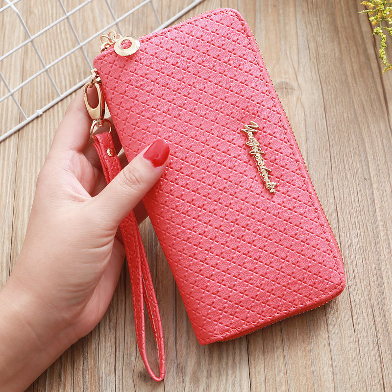 Korean-style Embossed Zipper Wallet display picture 9