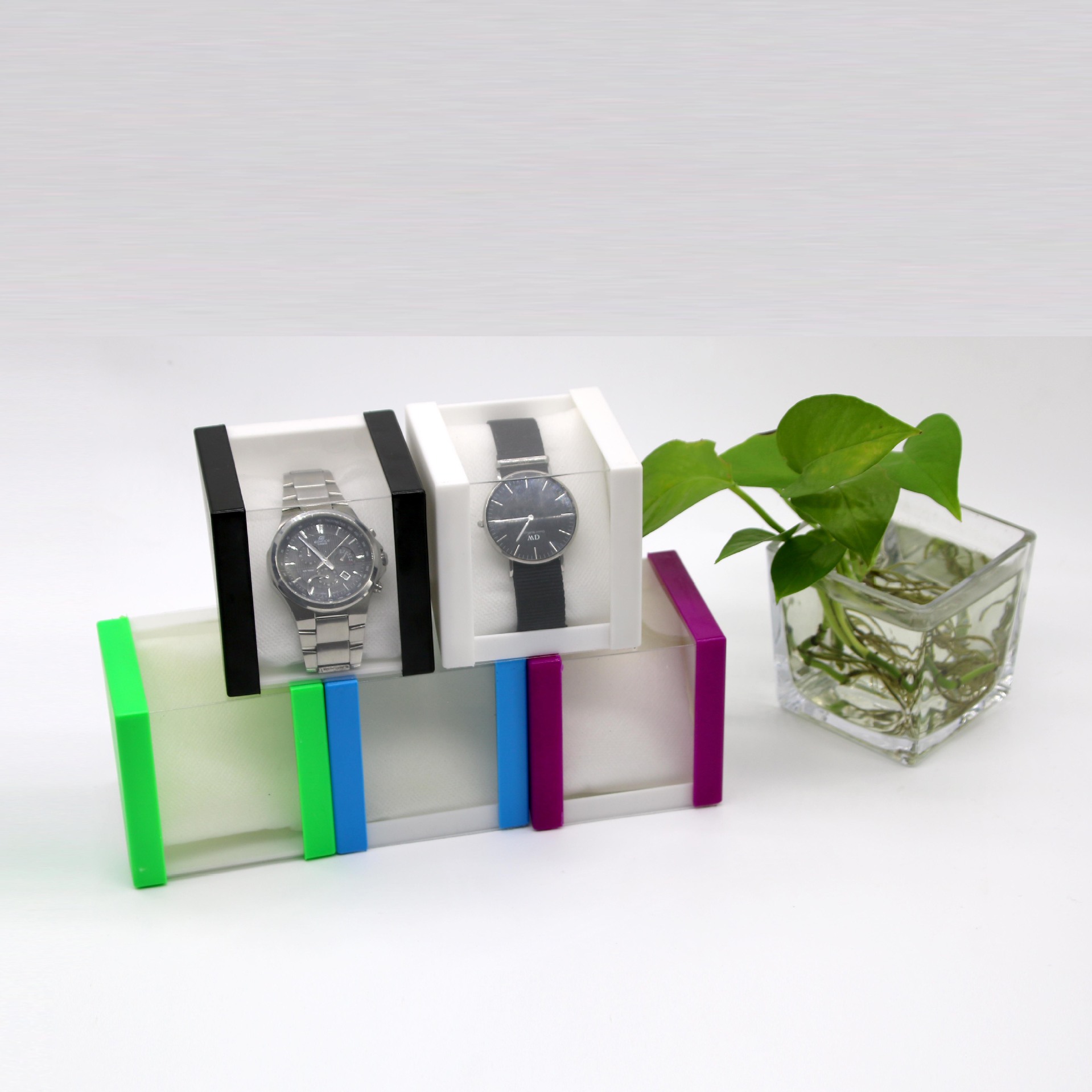 现货批发塑料手表盒包装盒子手链礼品盒 彩色表盒三角表盒定制