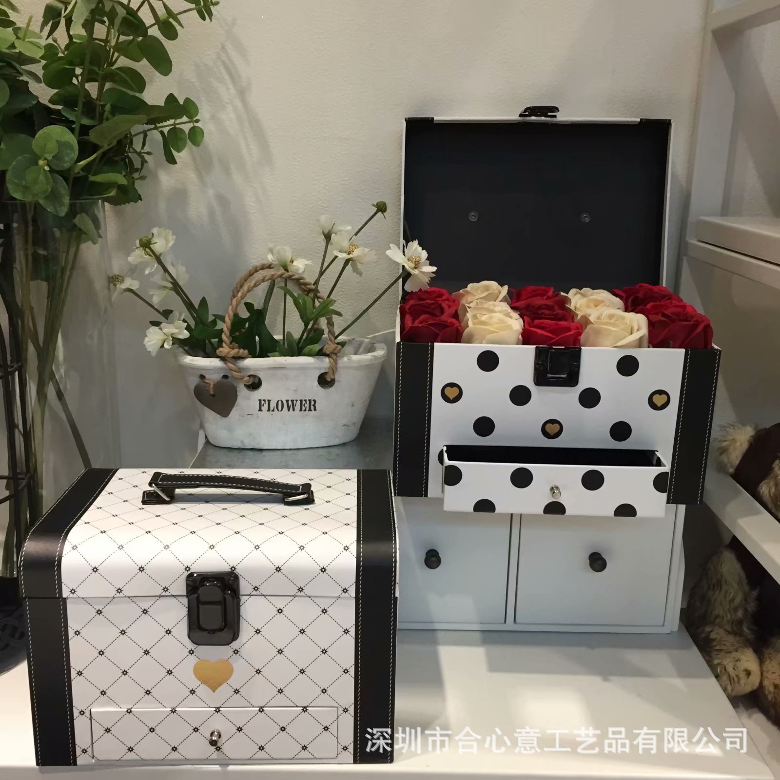 合心意 欧式时尚手提箱 鲜花盒 伴手礼婚庆礼盒 永生花礼品盒