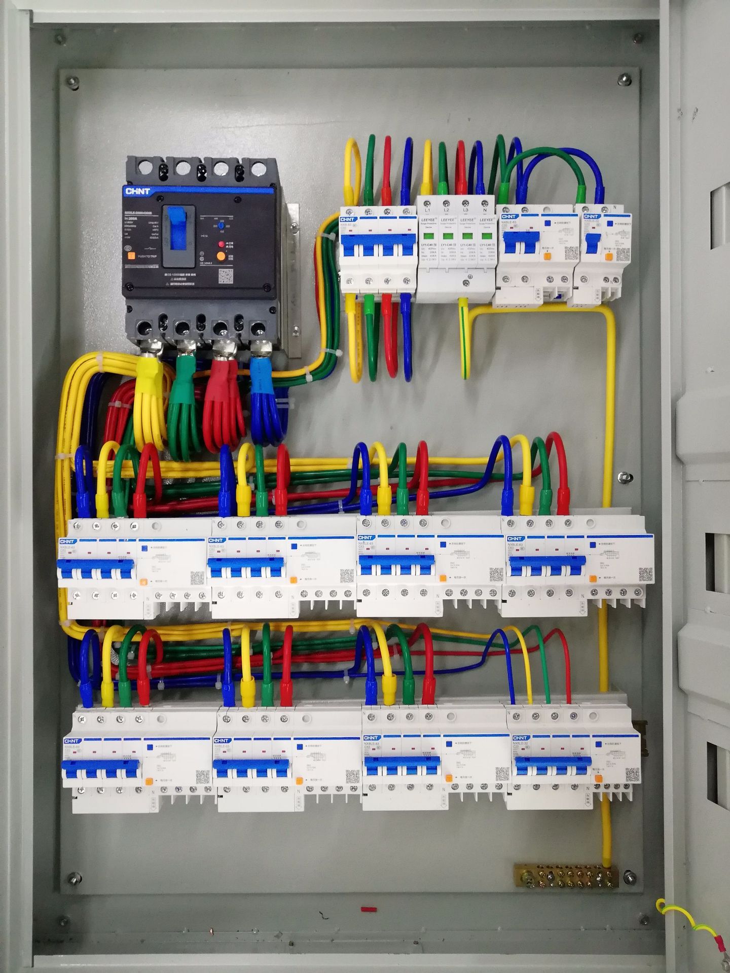 深圳工厂三级配电箱 装饰配电箱 低压配电箱 欢迎订购