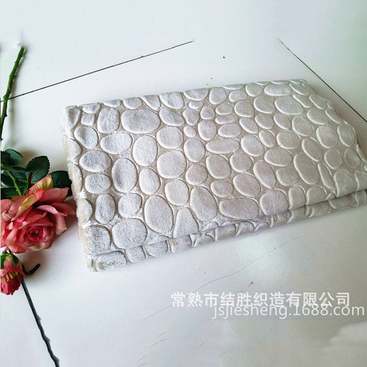 厂家供应新品3D压花法兰绒面料 凹凸立体花型绒布