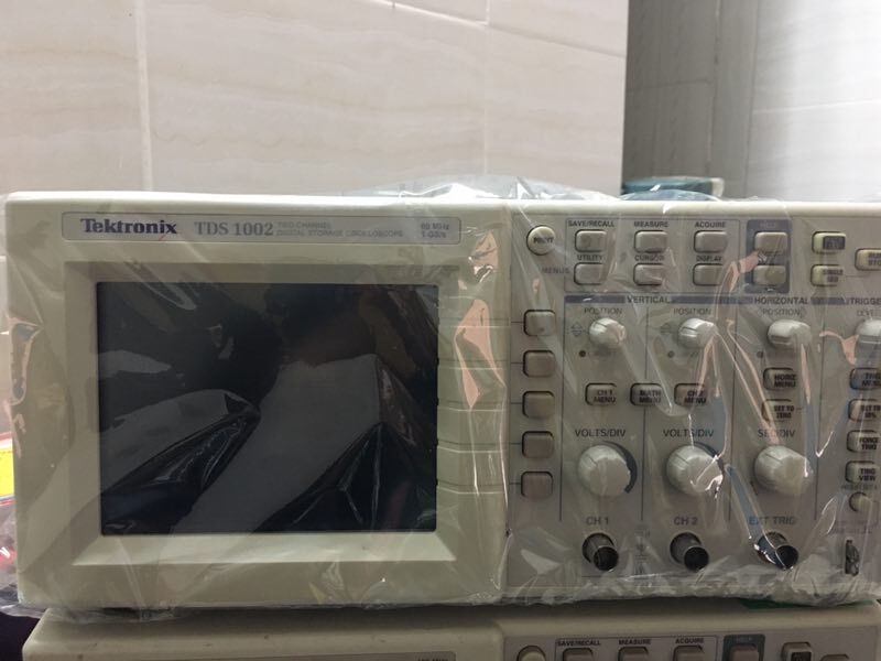 专业维修：TDS1002 TDS1012B TDS2002 TDS2012B 二手泰克示波器
