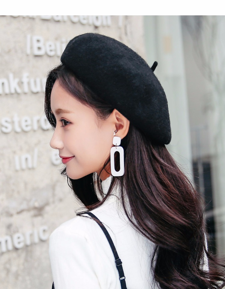 Women's Fashion Solid Color Sewing Eaveless Beret Hat display picture 6
