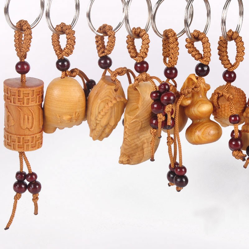 Taihang Thuja automobile Key buckle Pendant jewelry woodiness Arts and Crafts The pieces originality Small pendants auspicious Safety