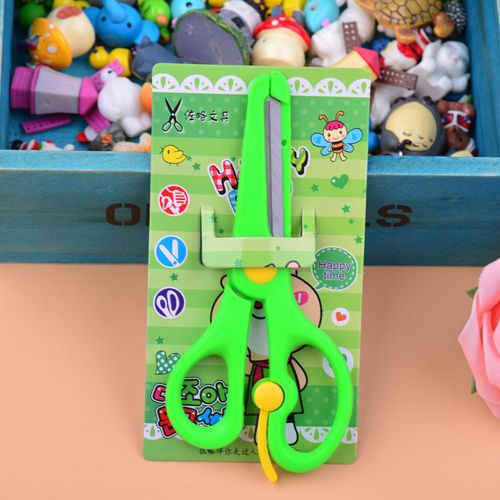 Primary school students' safety spring scissors children's manual scissors paper-cut plastic scissors utility knife kindergarten with packaging