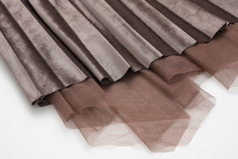 Dames rok geplooid van fluweel met mesh en goud accent_voghion.com