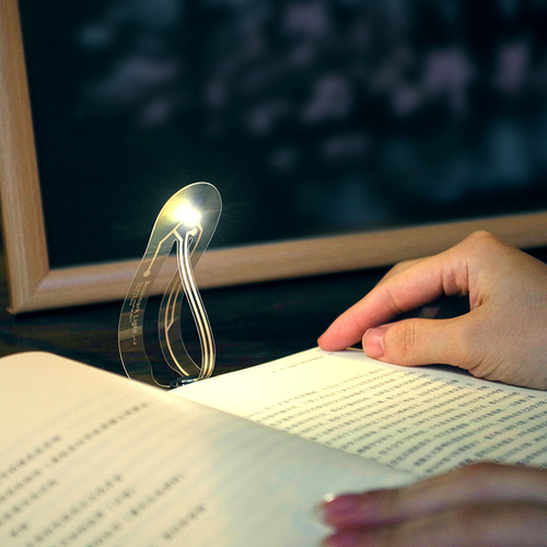 外贸热卖LED书签灯黑科技创意便携小夜灯学生简约夜光读书书签灯