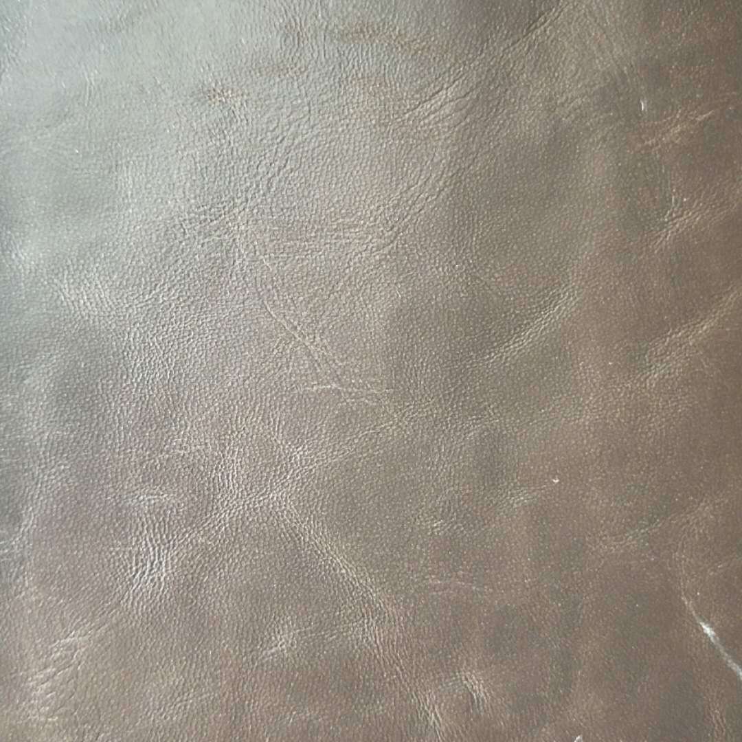 直销产品油腊0.8起毛磅布底双色疯马变色PU包装家具手袋皮革用料