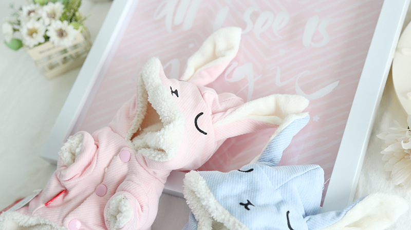 甜睡兔毛球绒衣