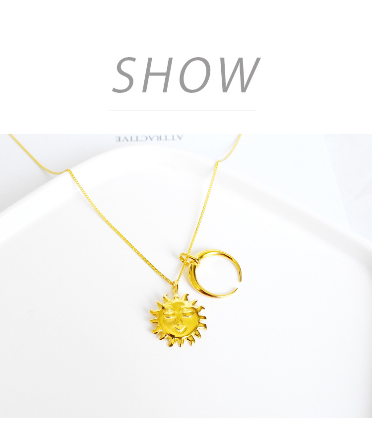 Necklace Image 4