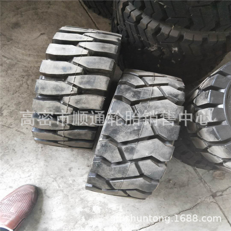供应合力叉车轮胎实心轮胎18*7-8工业叉车轮胎18X7-8