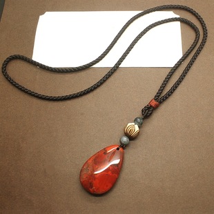 Handmade Original Natural Stone Woolen Chain Long Pink Crystal Pendant Necklace for Men and Women Crystal Accessories Vintage All-match Pendant