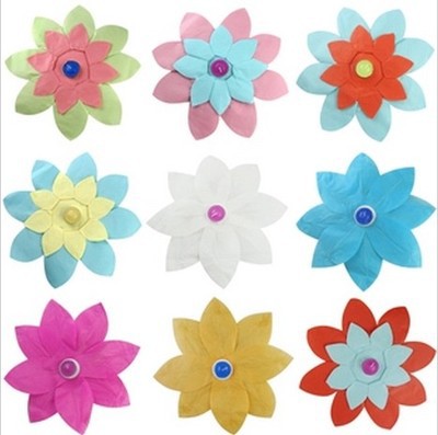 Lámpara Kong Ming nueva seguridad engrosada lámpara retardante de llama lámpara de loto dibujos animados amor en forma de corazón bendición fábrica al por mayor