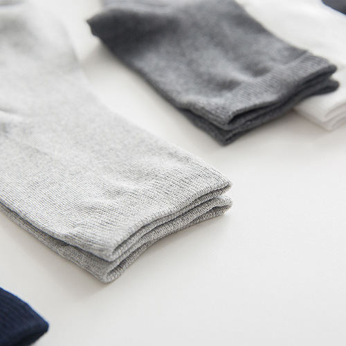 Socks Men's new spring and summer versatile solid color men's mid-calf TC cotton socks Pinduoduo source factory direct sales