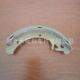 俄罗斯拉达2108半金属少金属刹车蹄（LADA brake shoe)