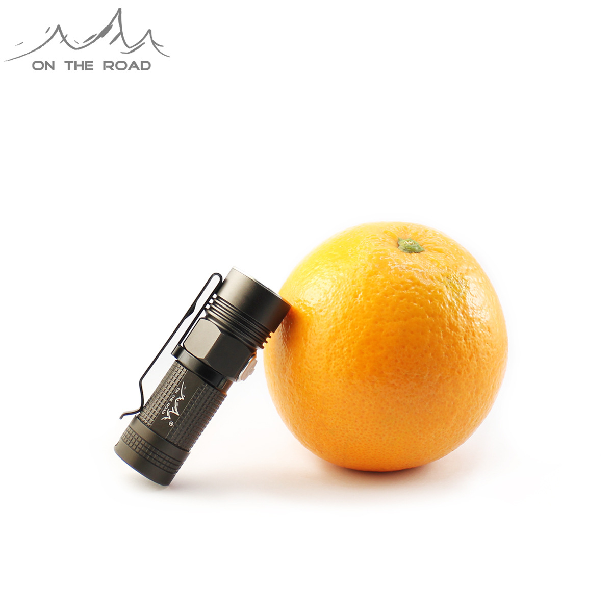 On the road M3 Mini Flashlight charge pocket Strong light Flashlight Long shot Super bright outdoors miniature Self-defense