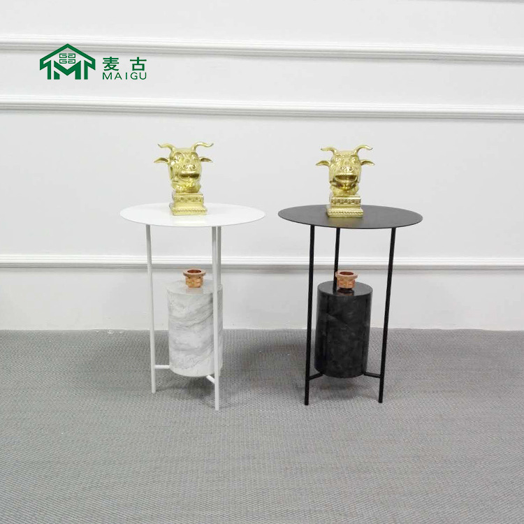 麦古 Модель дома дизайнерский креативный светлый роскошный минималистичный мраморный металлический приставной столик угловой столик маленький журнальный столик