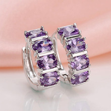 �������y����Ů�n�����|�r�ж��h�M��ʯ���¶�Ȧ��S��ֱ�N