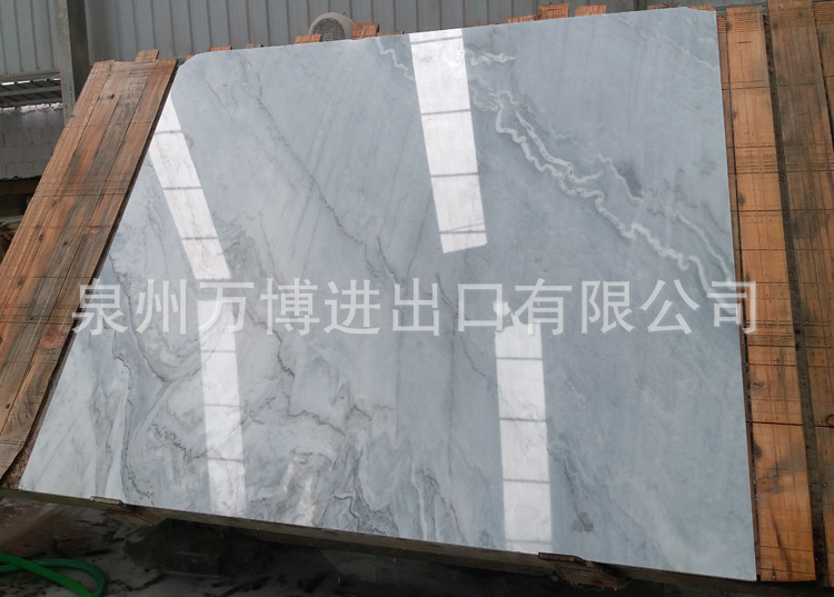布鲁斯灰