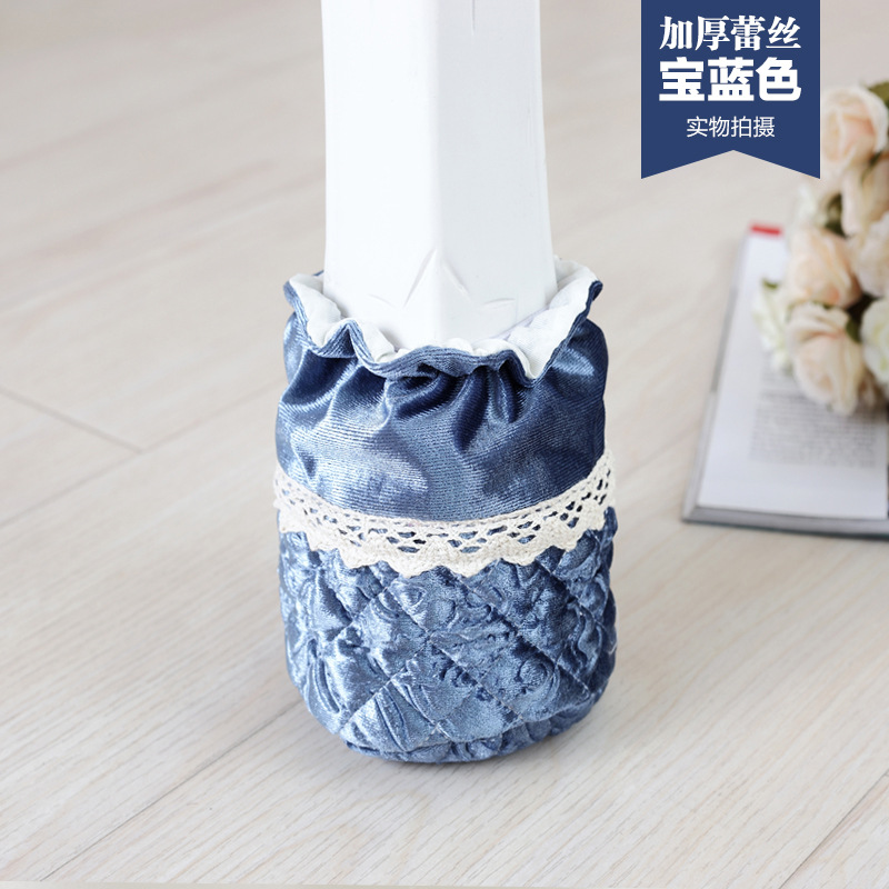 Una variedad de mesa de felpa y silla cubierta de pie mesa y silla almohadilla de pie sofá cubierta de pie cama cubierta de pie máquina lavable