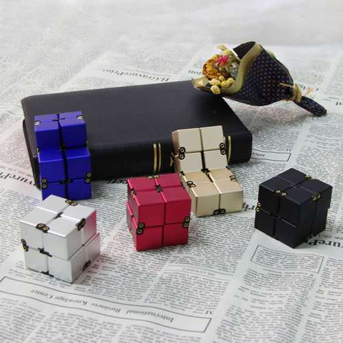 Infinity Magic Cube Alloy ABS Stress Relief Gadget Boring Stress Relief Toy Wireless Magic Cube Creative Stress Relief Gadget