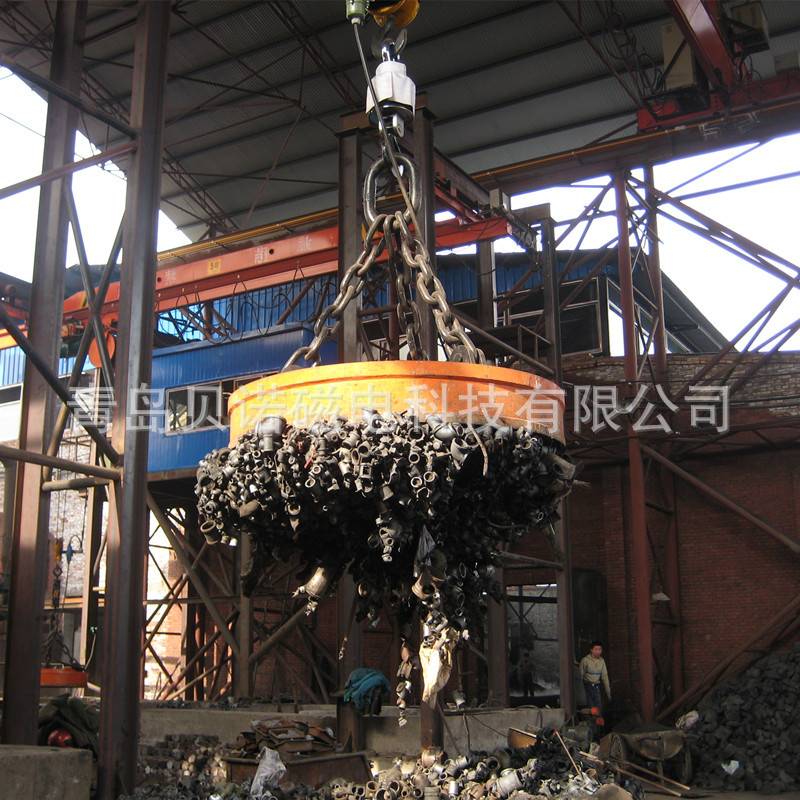废钢电磁吸盘.jpg