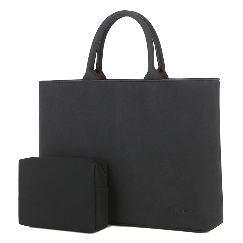 작은 가방과 블랙