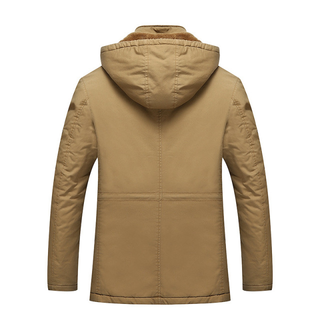 Men’s hooded and plush coat in autumn and winter