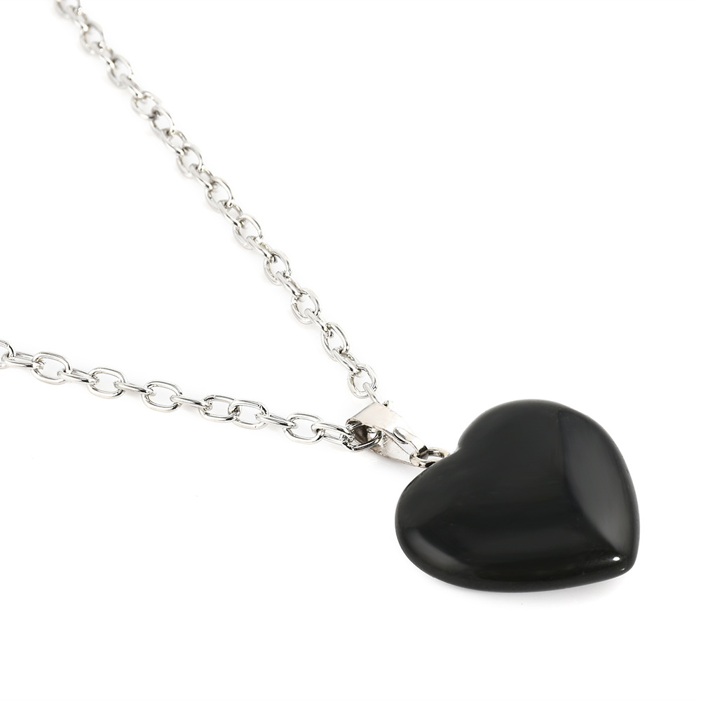 Heart Shape Pattern Ethnic Style Heart Shape Artificial Crystal Alloy Plating Women's Pendant Necklace