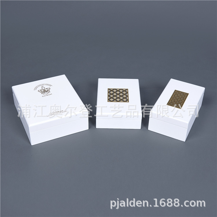 White small wooden box, accessory box, jewelry gift box, lacquered packaging box, custom-made essential oil bottle, crystal perfume bottle, wooden box detail image 1