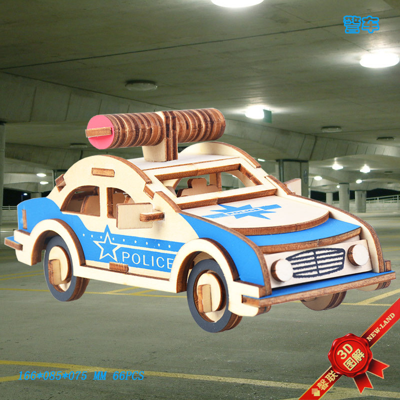 Лазерная резка полицейской машины с этапами сборки