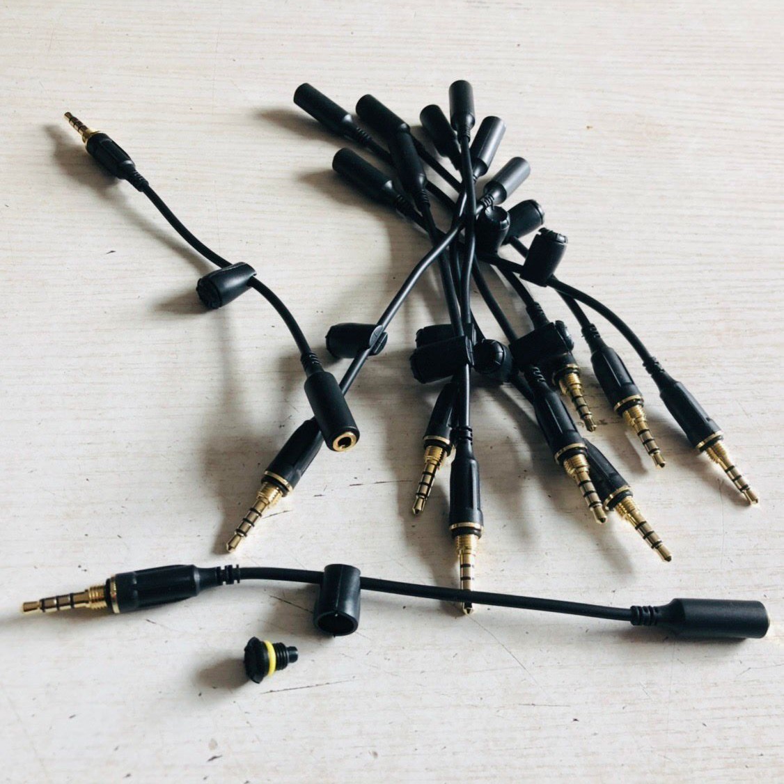 适用苹果6代潜水防水壳皮套\袋耳机音频连接线 I4 5代 6S 防水线