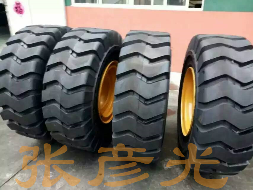 供应30铲车轮胎装载机轮胎充气轮胎17.5-25实心轮胎适用钢厂矿山