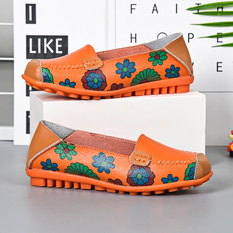 Spring and Autumn New Women's Shoes Leather Printed Shoes Lazy Shoes