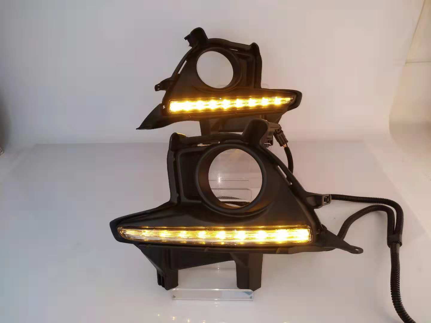 Adecuado para 15 años Nueva Highlander Luz de marcha diurna Toyota Highlander guía de luz LED Luz de marcha diurna